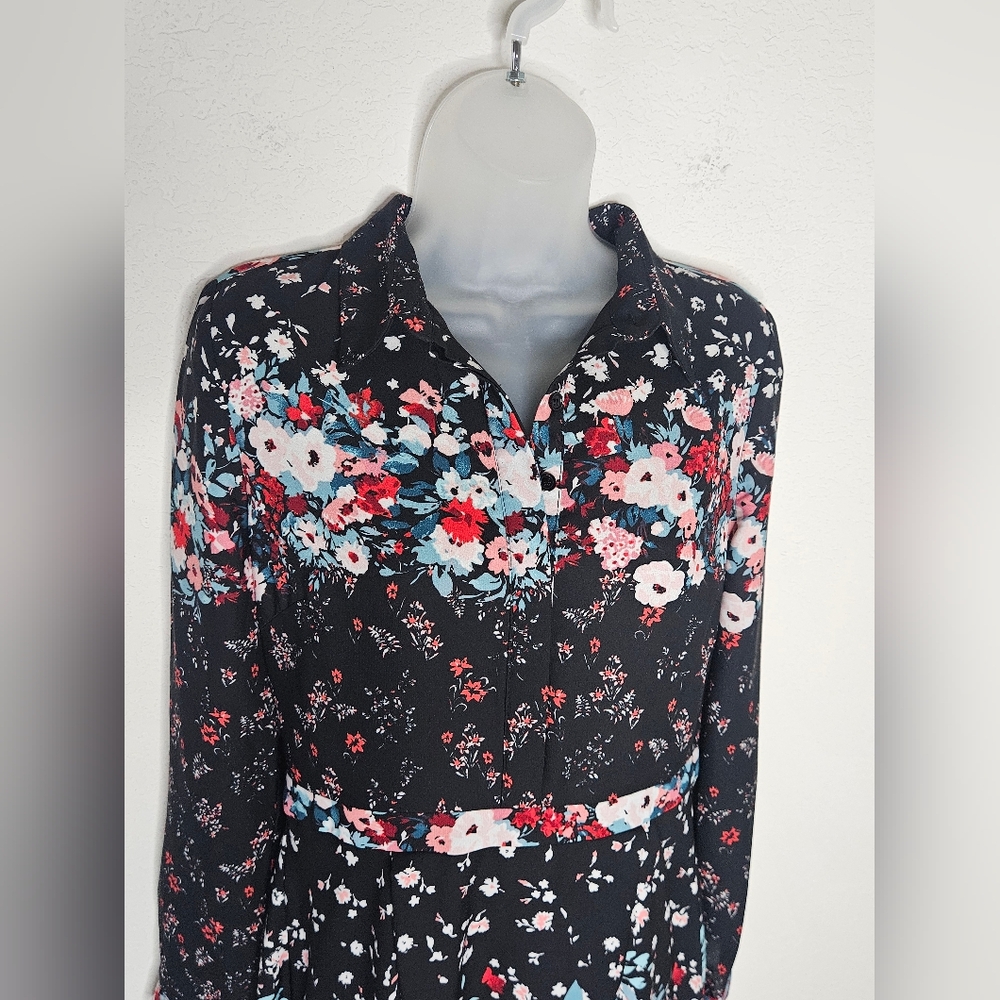 Julia Jordan Floral Button Front Fit And Flare Long Sleeve Sharkbite Hem Midi 6 - Picture 4 of 14